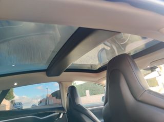 Tesla Model S 2014 85