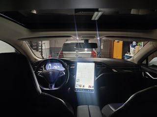 Tesla Model S 2014 85