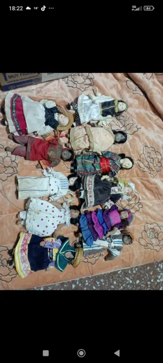 Lote de muñecas de porcelana