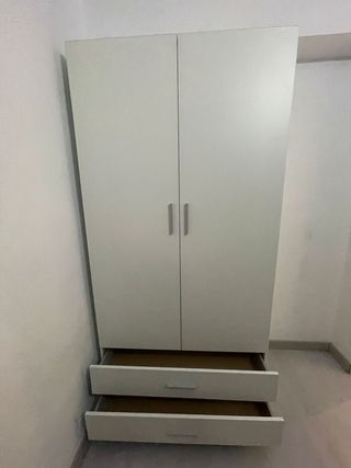 Armario blanco 2 puertas y 2 cajones