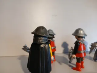 7 Playmobil guerrero dragón rojo hacha