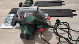 Sega circolare Bosch PKS 66 AF + accessori