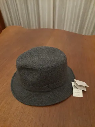 Cappello uomo linea classica Nuovo tg. 58