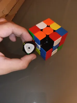Cubo de Rubik Gan