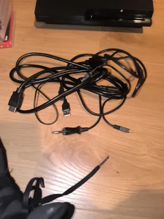 Pack PS3 Sony Negro + Juegos y Accesorios