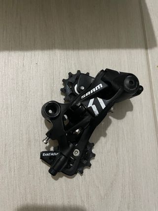 SRAM Apex 11V