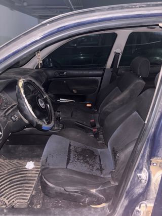 Volkswagen Golf 2000