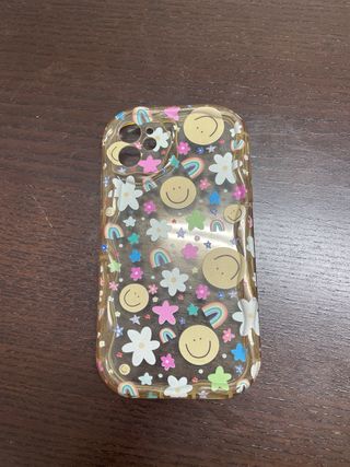 Funda iPhone 11 ( 4 piezas con 10€ ) y una con 3€