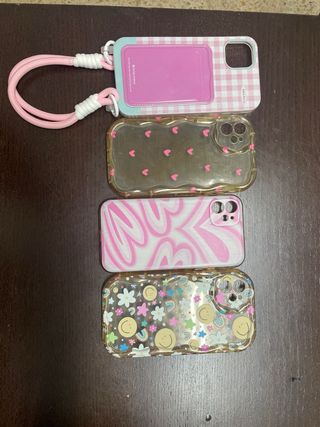 Funda iPhone 11 ( 4 piezas con 10€ ) y una con 3€