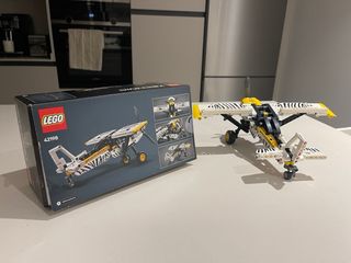 Lego Technic 42198 Avioneta Safari