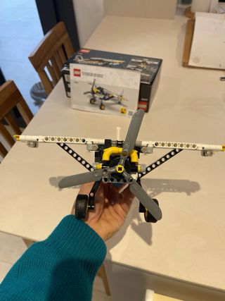 Lego Technic 42198 Avioneta Safari