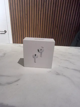 Airpods 4 ANC Sin Uso. Tienda