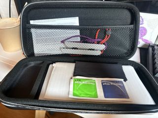 Nintendo Switch Edición Pokémon Morado/Rojo