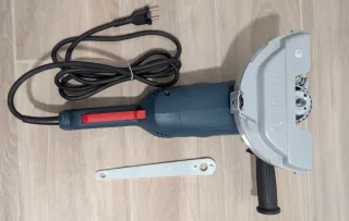 Smerigliatrice Bosch GWS 22-230 J