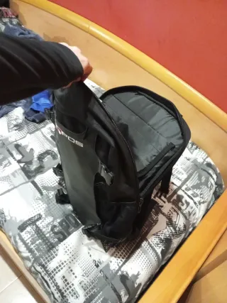 Mochila HIPPOS Negra