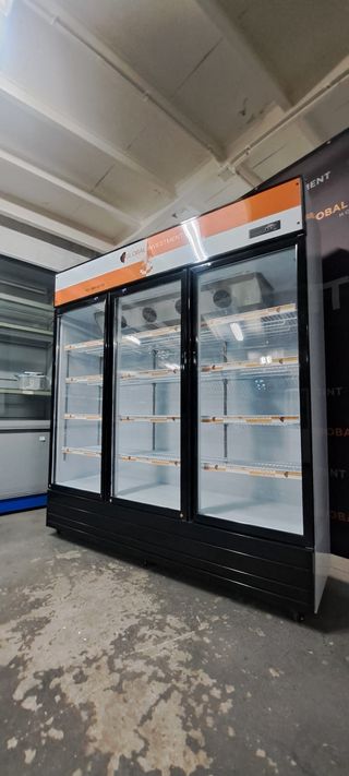 Nevera Expositora Bebidas Nueva