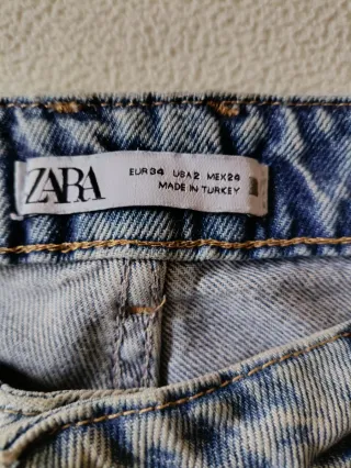 Vaqueros Zara. Talle bajo.Talla 34 Azul Desgastado
