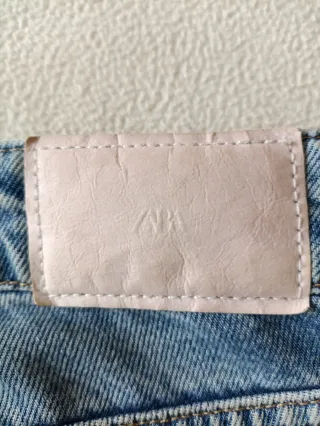 Vaqueros Zara. Talle bajo.Talla 34 Azul Desgastado