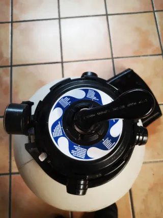 Depuradora Piscina GRE Blanca y Negra