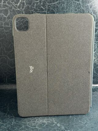 Logitech Combo Touch iPad 10ª Gen