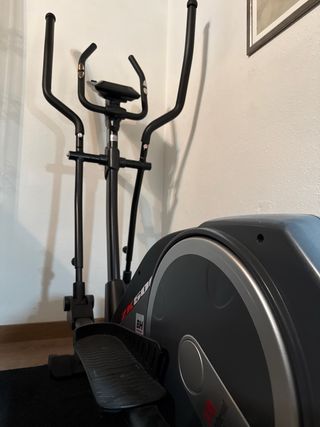 Bicicleta Elíptica BH ZK500