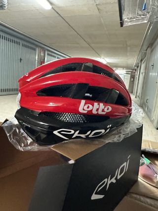 Casco Ekoi Lotto DSTNY 2025 S