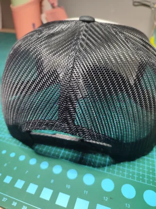 Gorra Trucker Makita Negra y Blanca