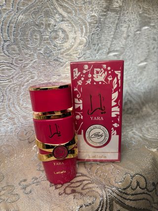 Perfume Lattafa yara candy de 50ml