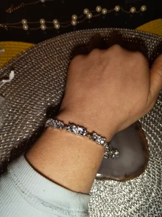 Pulsera de bisutería con circonitas