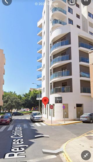 Plaza de garaje Pabellón-Paseo de las lomas