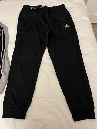 Chándal Adidas Gris y Negro Talla XL. Talla amplia