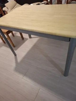 Mesa comedor/jardín madera y metal