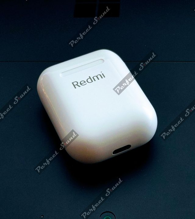 Lote 48 Auriculares Redmi (Blanco y Negro)