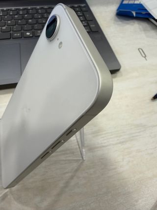 iPhone 16e 128GB Blanco Impolutoooooo