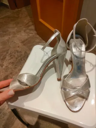 Sandalias tacón alto plateadas T37