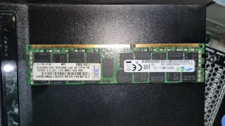 Servidor IBM System x3650 M4 7915E9G