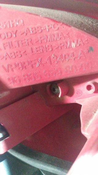 PILOTO TRASERO DERECHO PEUGEOT 207 * | 0.06 -