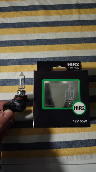 Bombilla HIR2 para Toyota CHR y otros.