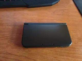 Nintendo 3DS XL Negra IPS caja