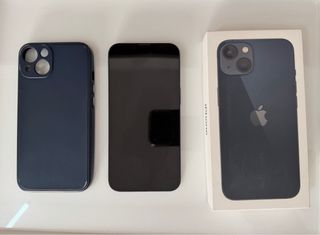 iPhone 13 - 256GB Negro/Azul Marino