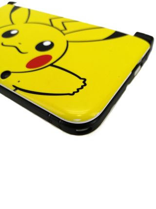 Consola Nintendo 3DS XL Ed. Amarillo Pikachu