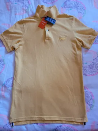 Polo Superdry original a estrenar.