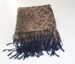 Sciarpa/Stola con fantasia animalier