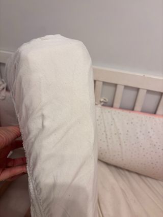 Cuna bebé blanca con cajones