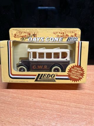 Vehículo de transporte Days Gone de Lledo año 1983