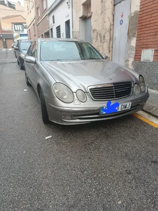Mercedes-Benz Clase E 2004