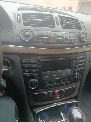 Mercedes-Benz Clase E 2004