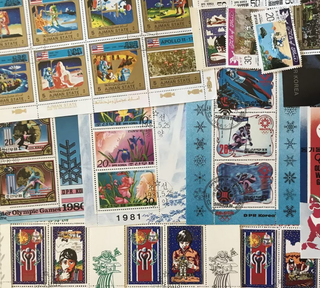 box lotto bolli foglietti 800 francobolli diversi