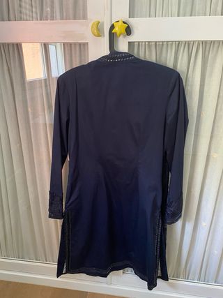 Abrigo de fiesta azul con lentejuelas