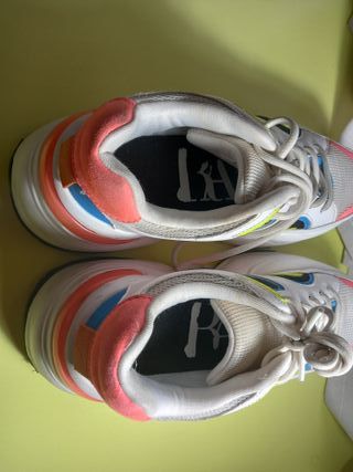 Zapatillas con plataforma de Zara